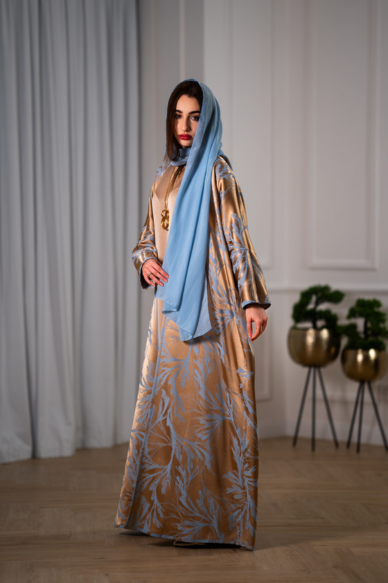 Marigold blue with shaila (1)